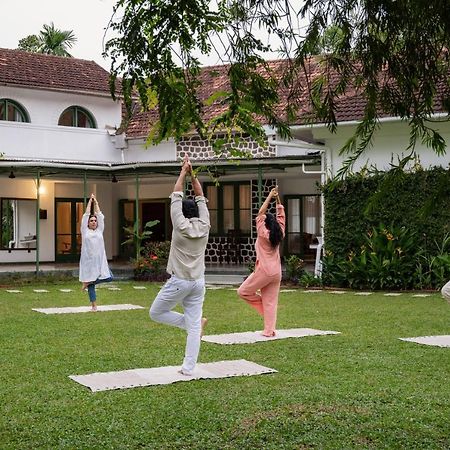 The Sacred Lotus Ayurveda Wellness Retreat Hotel Kochi Exterior photo