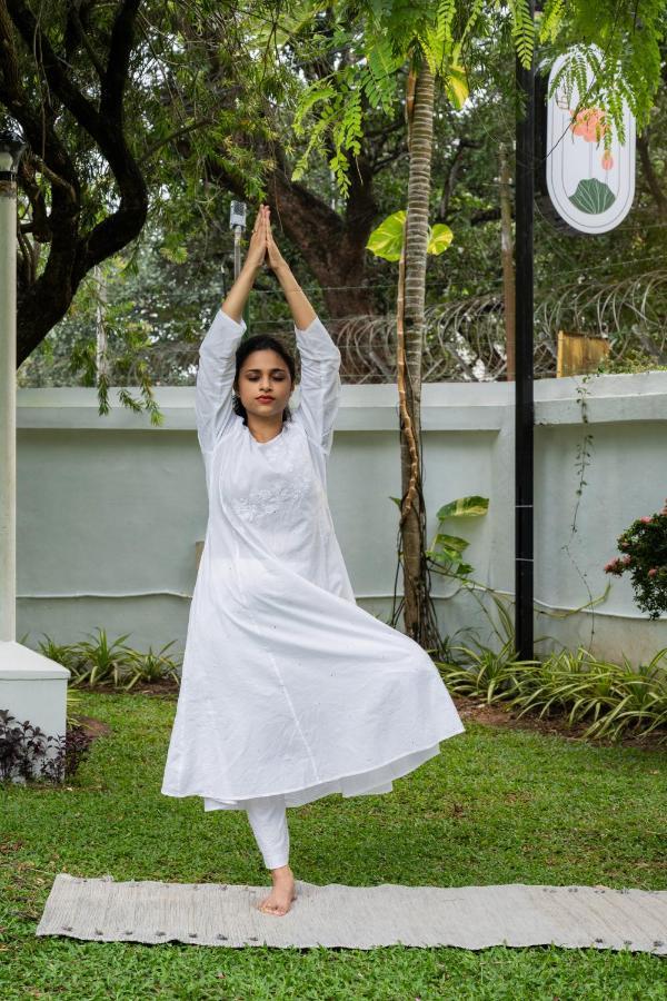The Sacred Lotus Ayurveda Wellness Retreat Hotel Kochi Exterior photo