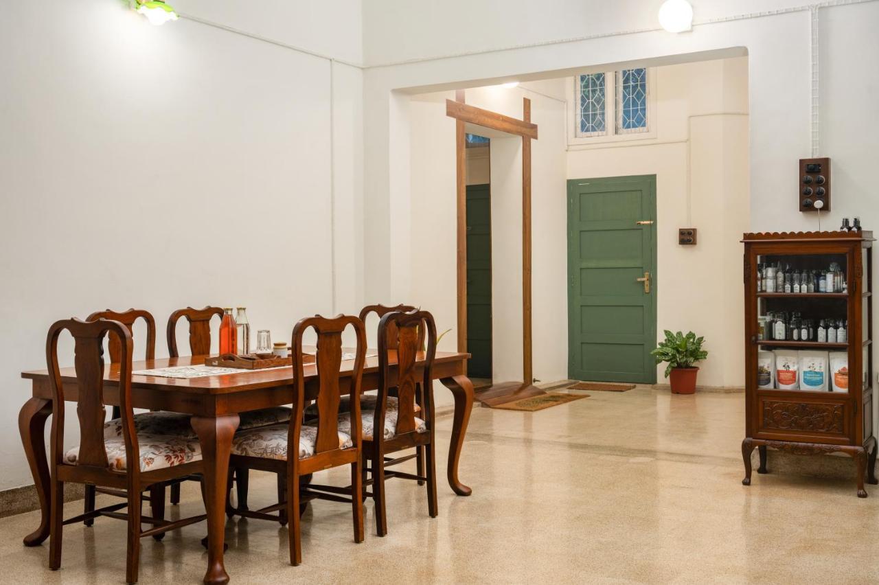 The Sacred Lotus Ayurveda Wellness Retreat Hotel Kochi Exterior photo