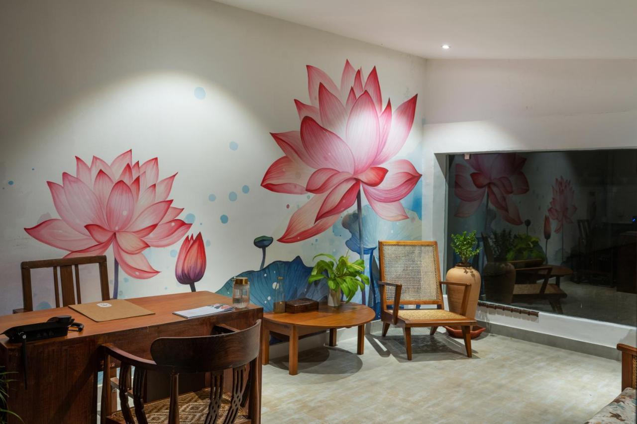 The Sacred Lotus Ayurveda Wellness Retreat Hotel Kochi Exterior photo